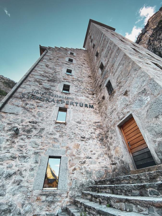 Hotel Restaurant Stockalperturm Ruden Buitenkant foto