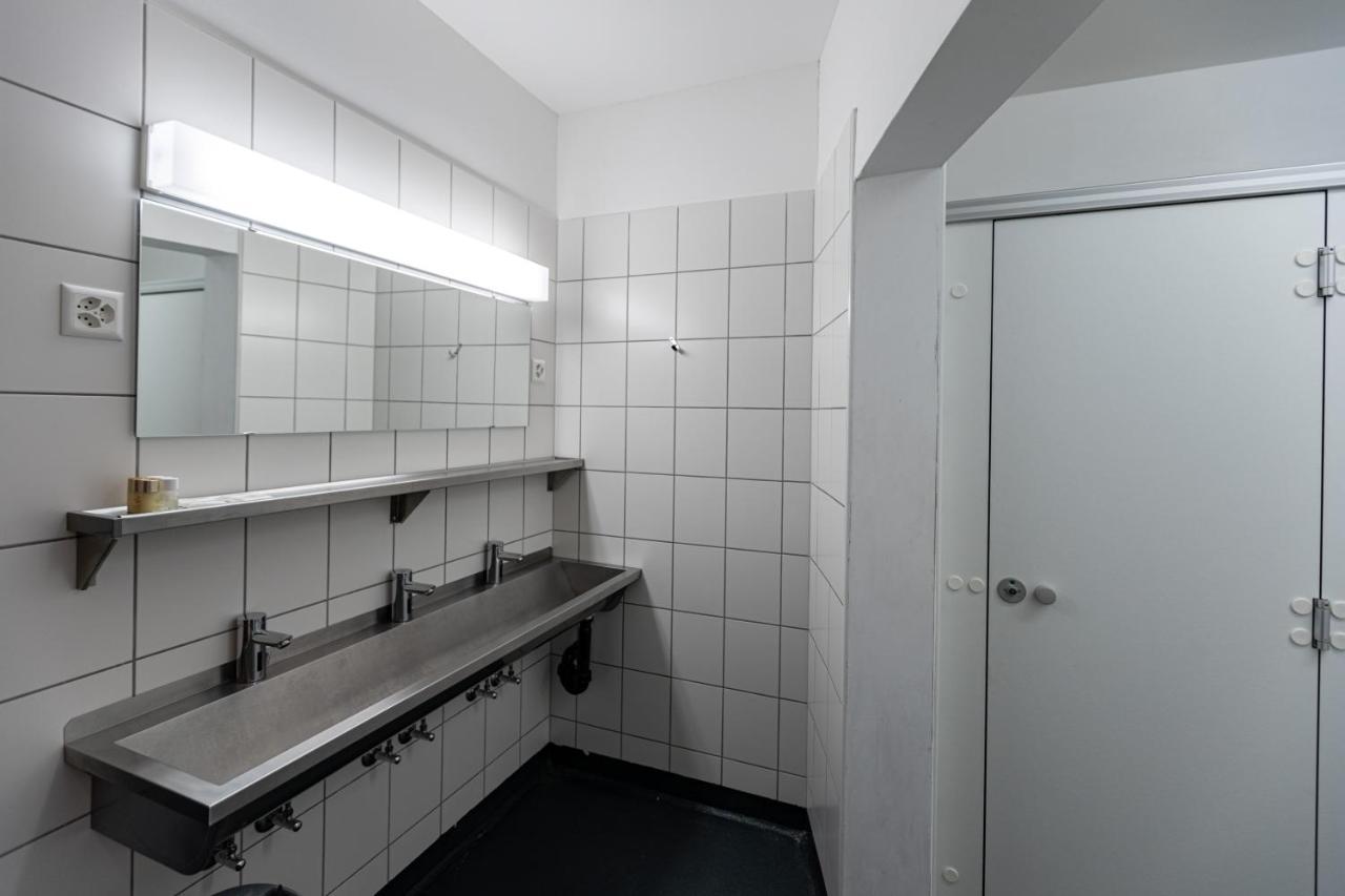 Hotel Restaurant Stockalperturm Ruden Buitenkant foto